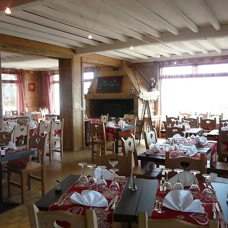 Logis Le Pont De Champ 2* Beaucroissant